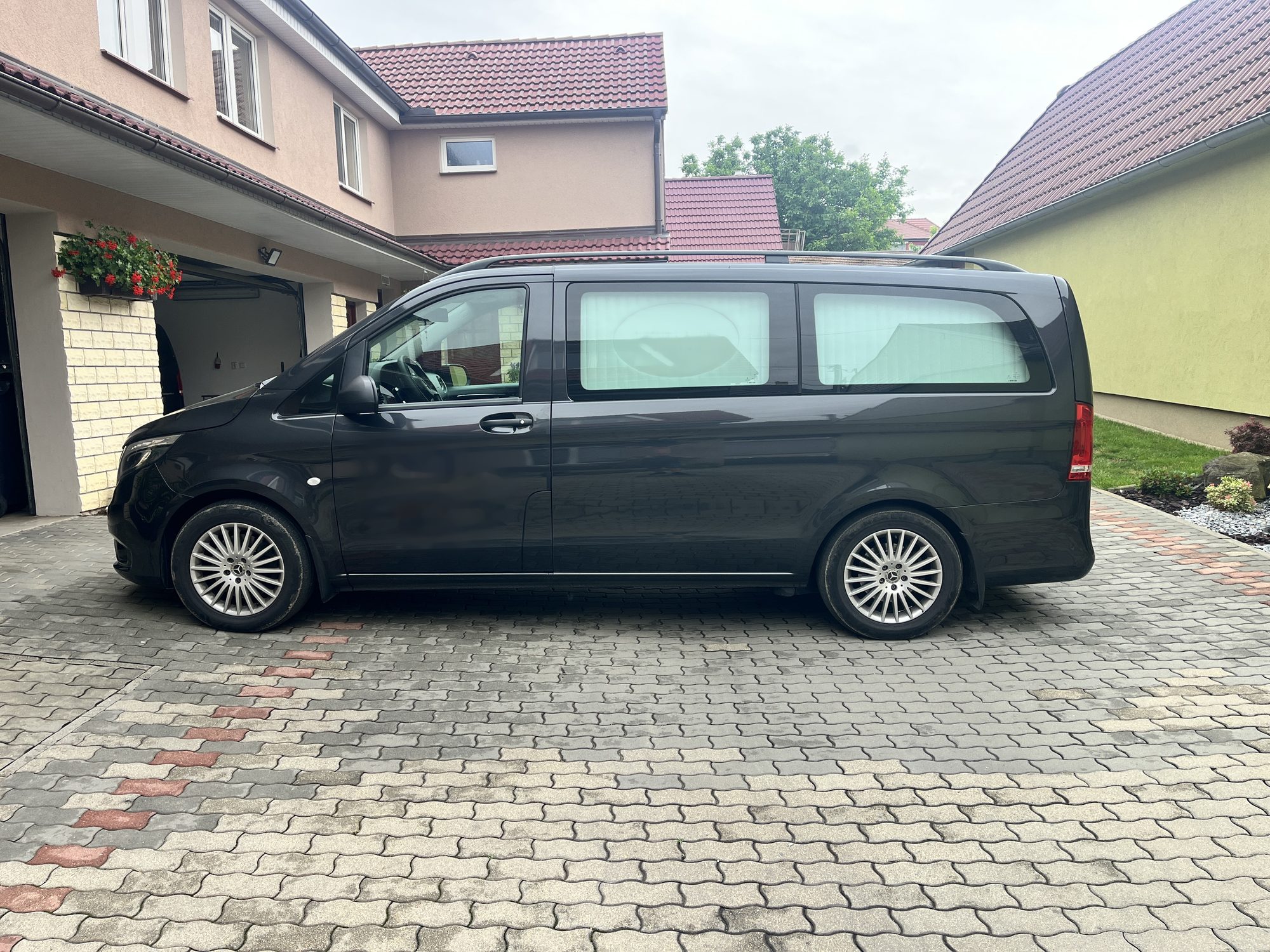 Mercedes Benz Vito 124 L 174kW