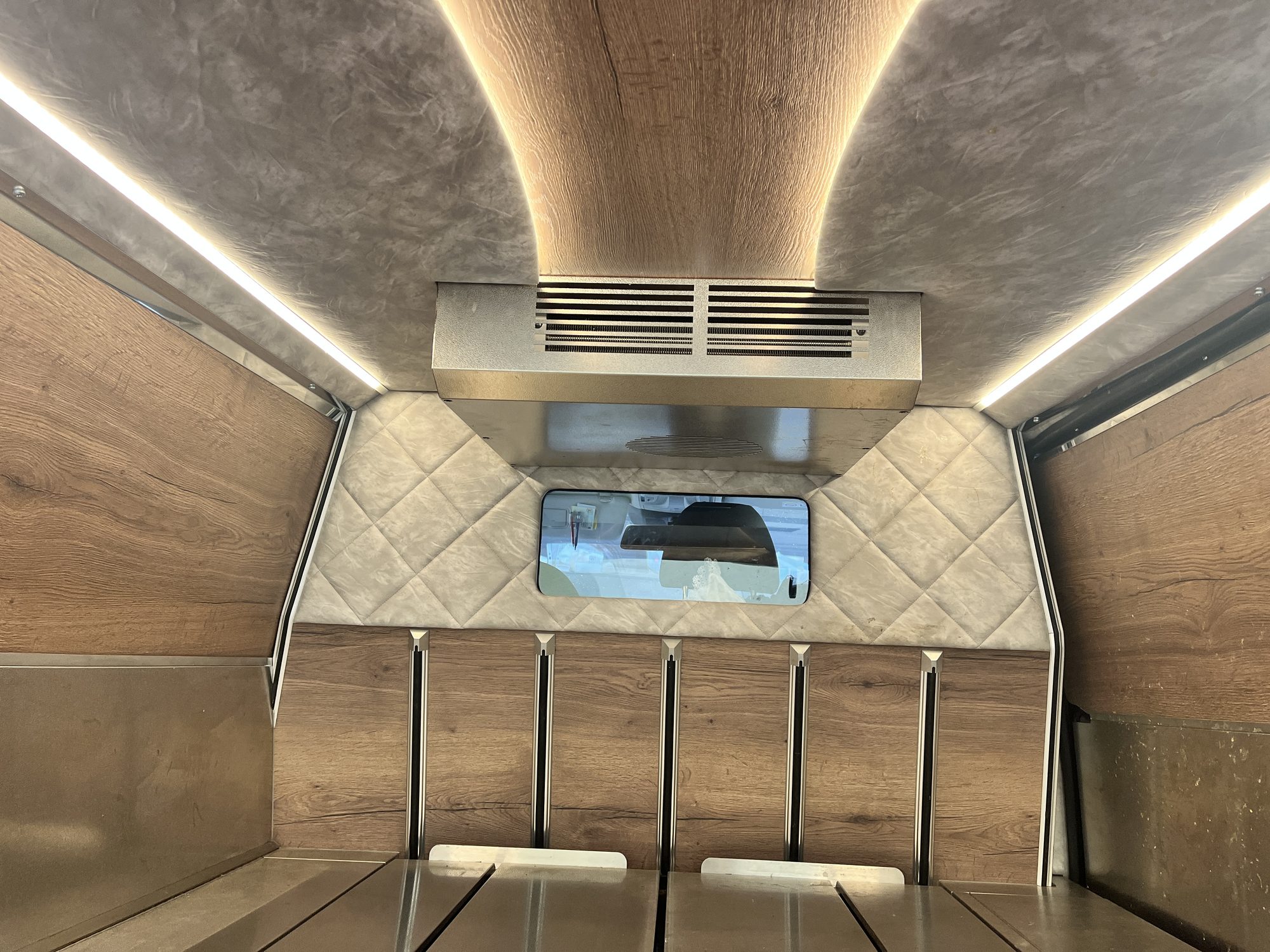 Mercedes Benz Vito 124 L 174kW CHLAZENÍ